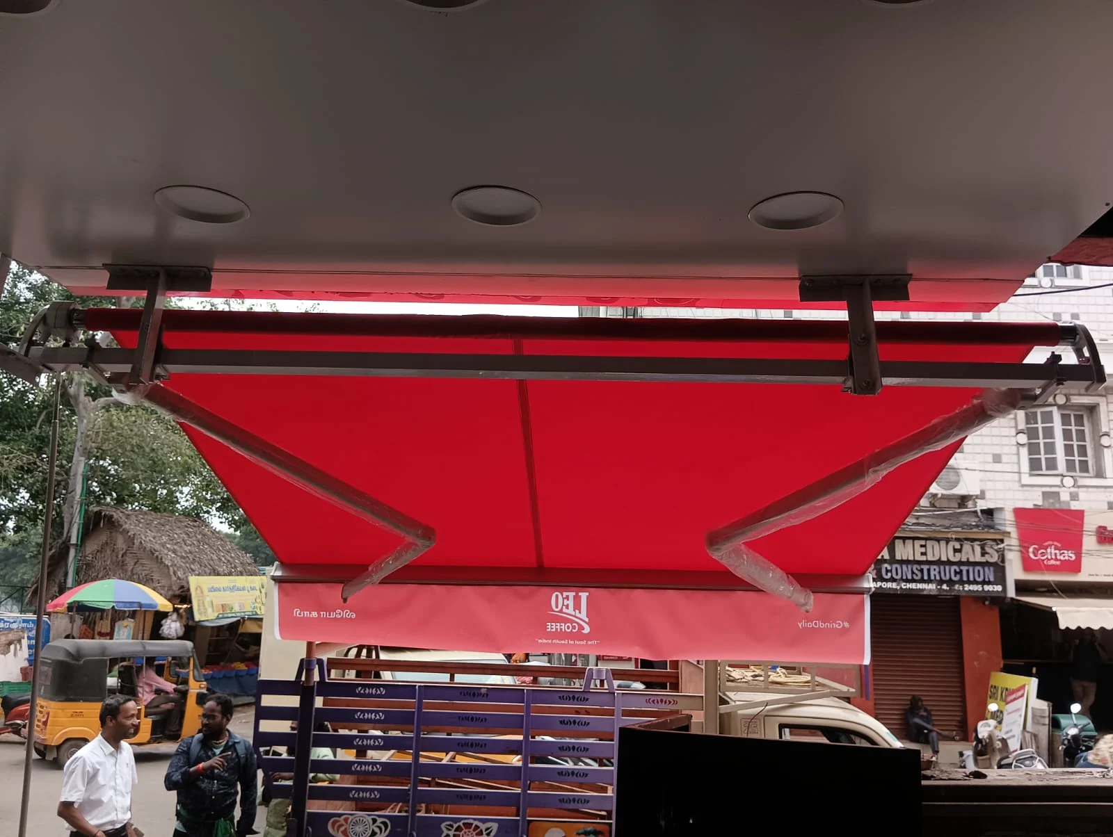 Applications Retractable customized design of Awnings for franchise store front image